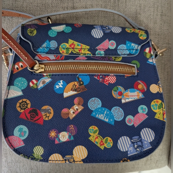 Disney Dooney And Bourke Attractions Ear Hat Crossbody - Picture 4 of 8